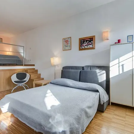 Loftlibetta1 Holiday home Rome